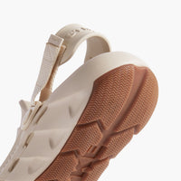 Dogtooth Clog